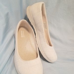 Skechers Air cooled slip ons